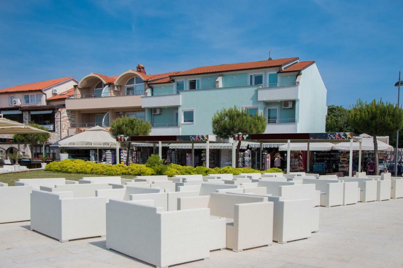 Apartments Riva Medulin Exterior foto